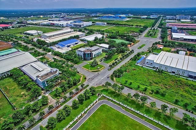 Real Estate Knowledge Hub and Advisory
